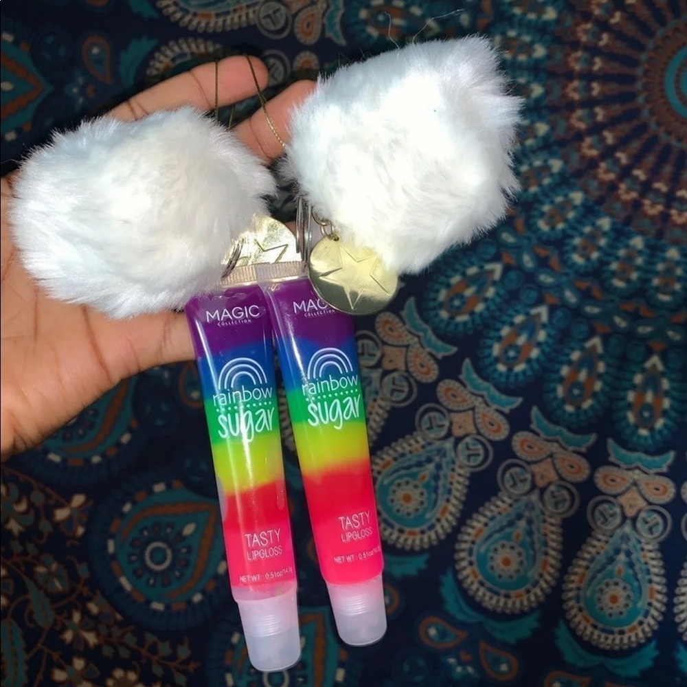 2 lipgloss keychains